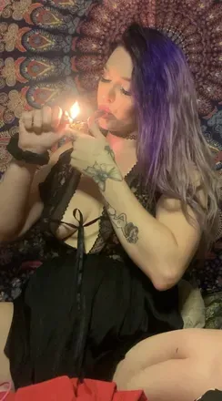 OnlyFans cuenta happylittlestoner avatar 1