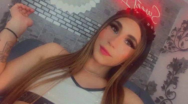 OnlyFans account  doll_danna header 2