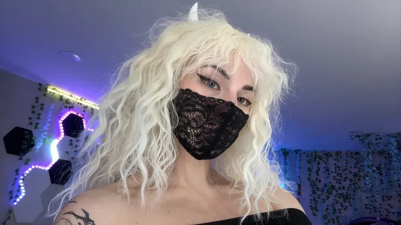 OnlyFans cuenta its_pyro_kitten avatar 1