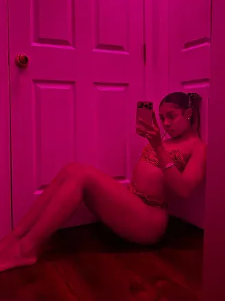 OnlyFans cuenta henny.xcx avatar 1
