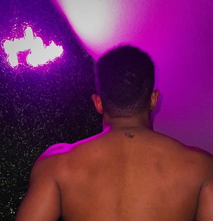 OnlyFans account  dezzyw header 2