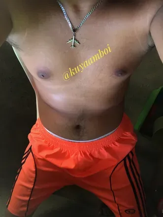OnlyFans cuenta kuyaamboi header 2
