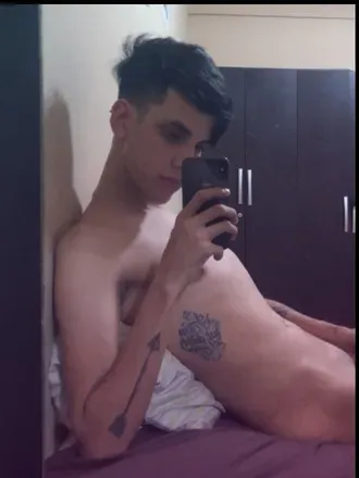 OnlyFans account  sweetboy13 avatar 1