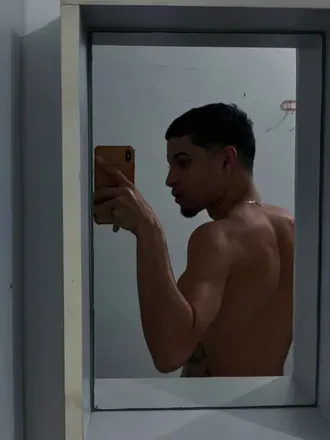 OnlyFans cuenta pafumen header 2