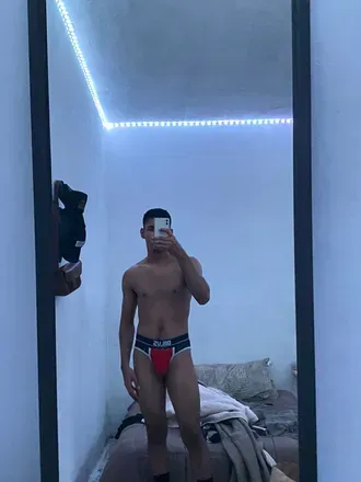OnlyFans cuenta julian-gc avatar 1