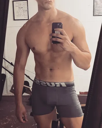 OnlyFans cuenta thefitdomm header 2
