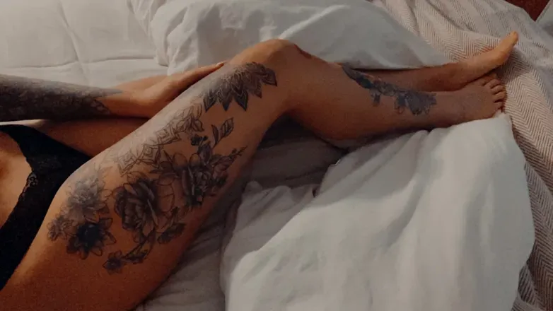 OnlyFans cuenta lottie_mcb header 2