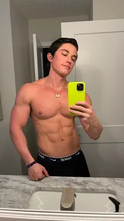 OnlyFans cuenta tylerjh avatar 1