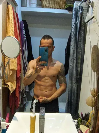 OnlyFans cuenta u81667965 header 2