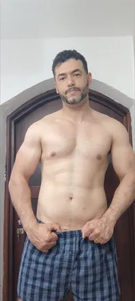 OnlyFans account  halley_strong header 2