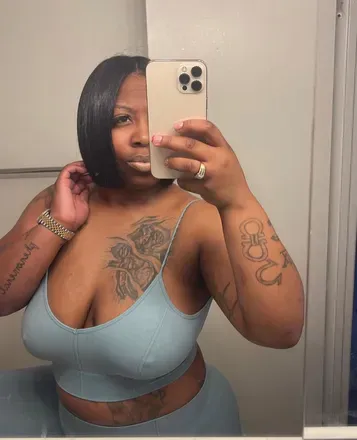 OnlyFans account  eshabadd avatar 1