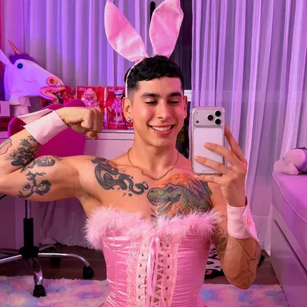 OnlyFans account  emivelaaa avatar 1
