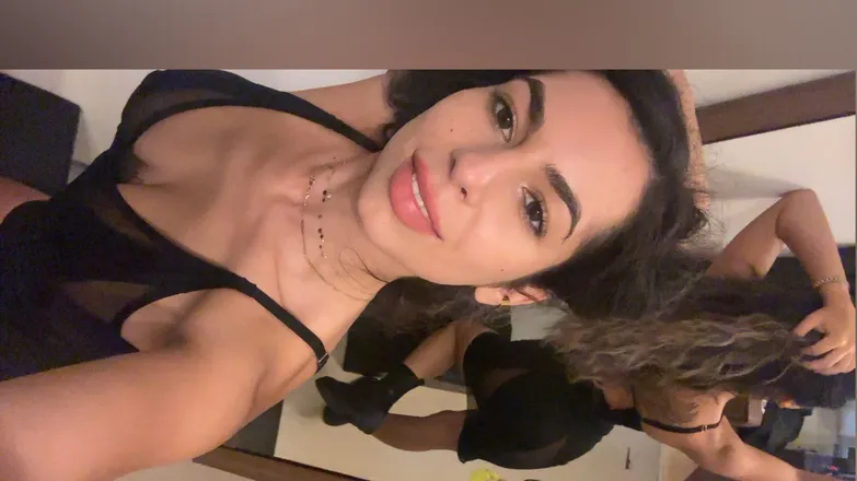 OnlyFans cuenta sara.gabor.official header 2