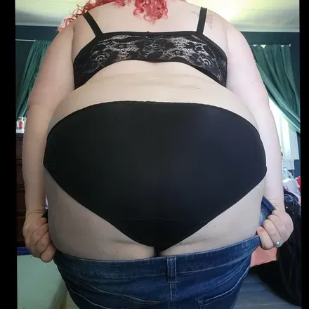 OnlyFans account  riverside_fae header 2