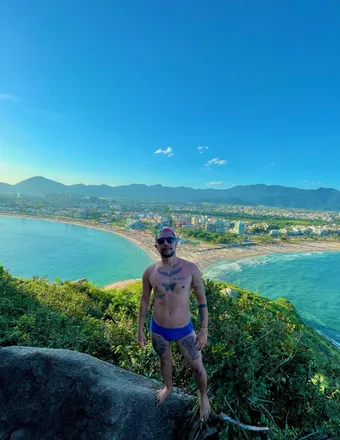 OnlyFans cuenta dhenyel header 2
