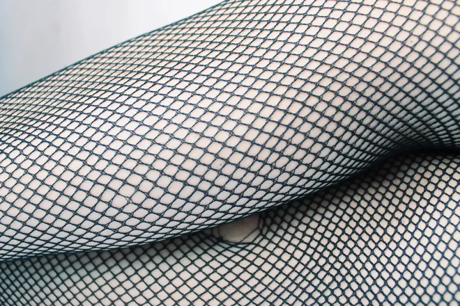 OnlyFans cuenta brokenfishnets header 2