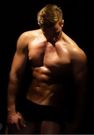 OnlyFans cuenta ollari_robi avatar 1
