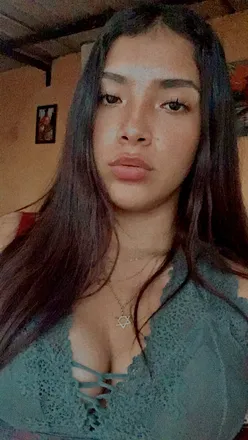 OnlyFans cuenta carmenpere header 2