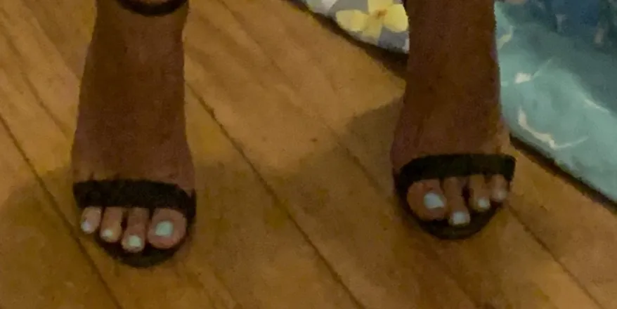 OnlyFans cuenta mybestfoot4ward header 2