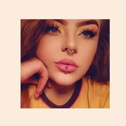 OnlyFans account  aimsh19 avatar 1