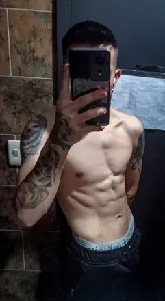 OnlyFans cuenta phillscock18 avatar 1