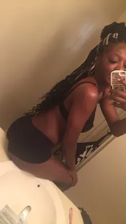 OnlyFans cuenta sdhall93 header 2