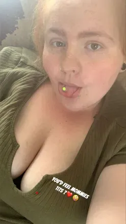 OnlyFans cuenta mommaoaks avatar 1
