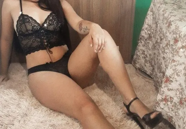 OnlyFans cuenta emilypassos header 2