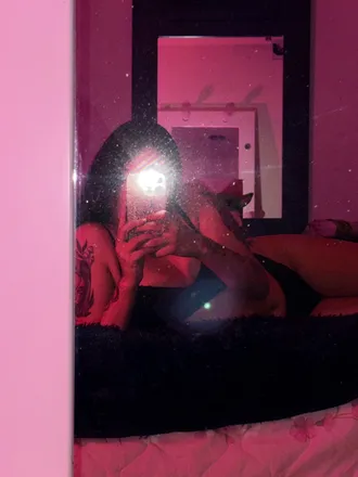 OnlyFans cuenta yalealfa header 2