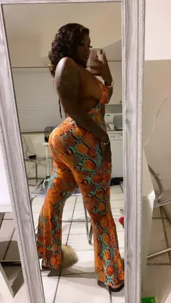 OnlyFans cuenta poisoniivvyy avatar 1