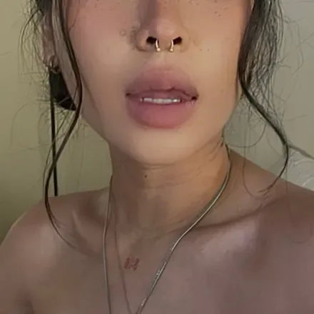 OnlyFans cuenta shyonline avatar 1