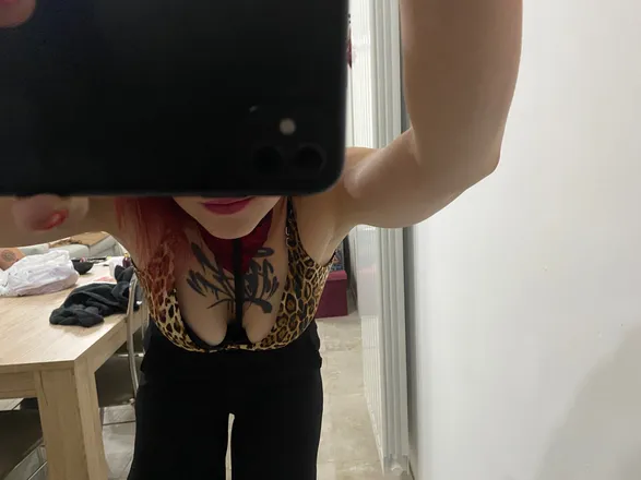 OnlyFans account  foxij header 2