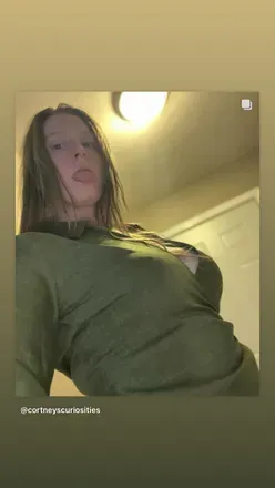 OnlyFans cuenta cortneyscuriosities previous_avatars_1 3