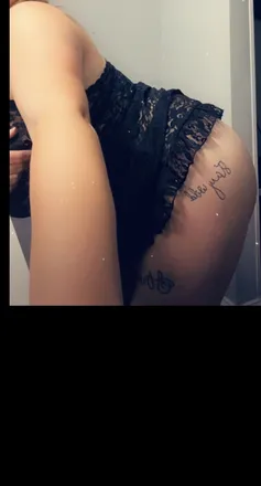 OnlyFans cuenta bunniiiskyee header 2