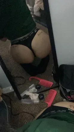 OnlyFans cuenta bigtittyhales avatar 1