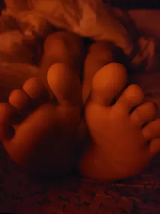 OnlyFans cuenta gingersweetfeet69 header 2