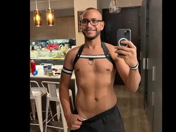 OnlyFans cuenta latinocaramelo avatar 1