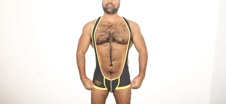 OnlyFans cuenta indianhairymuscle header 2