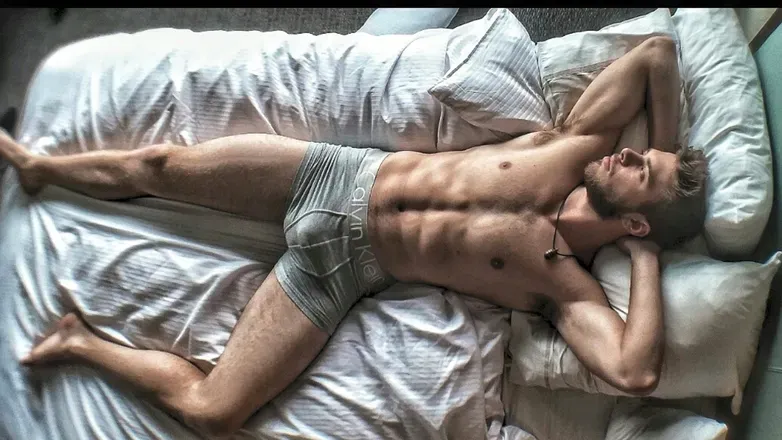 OnlyFans cuenta chathot8pack header 2