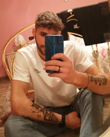 OnlyFans cuenta mirco_faccio header 2