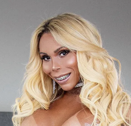 OnlyFans cuenta tscarey header 2