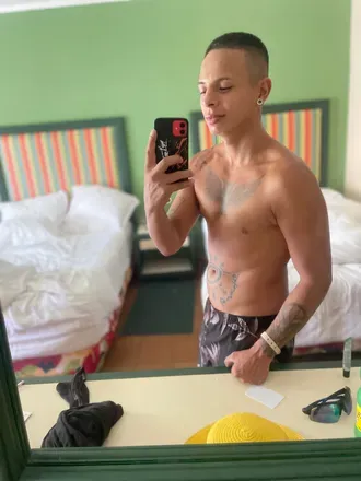 OnlyFans cuenta alejoduran avatar 1