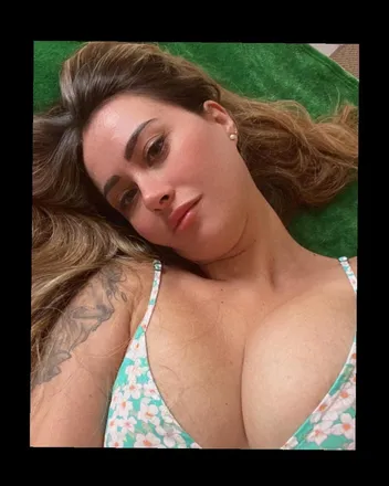 OnlyFans account  bless.jo header 2