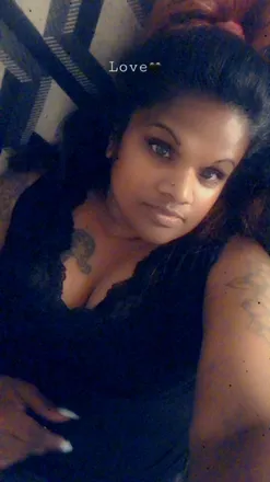 OnlyFans cuenta indianbabie header 2