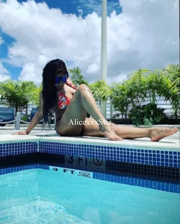 OnlyFans cuenta alicexxxstar header 2