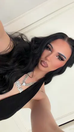 OnlyFans account  queenaub header 2