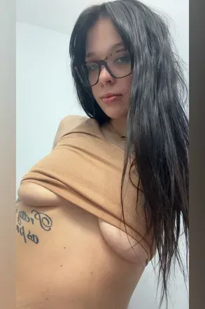 OnlyFans account  andreapv28 avatar 1