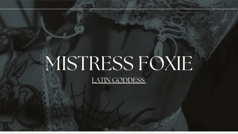 OnlyFans cuenta goddessfoxie header 2
