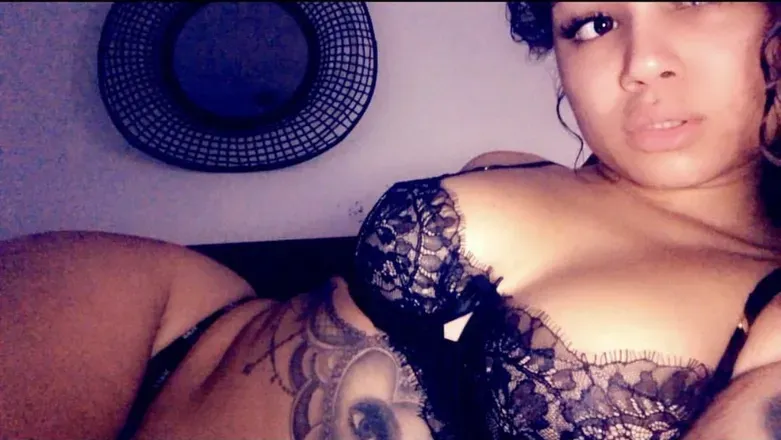 OnlyFans cuenta saluteleahh header 2