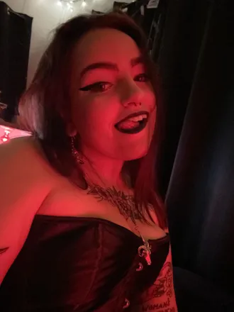 OnlyFans cuenta vintageamputee avatar 1